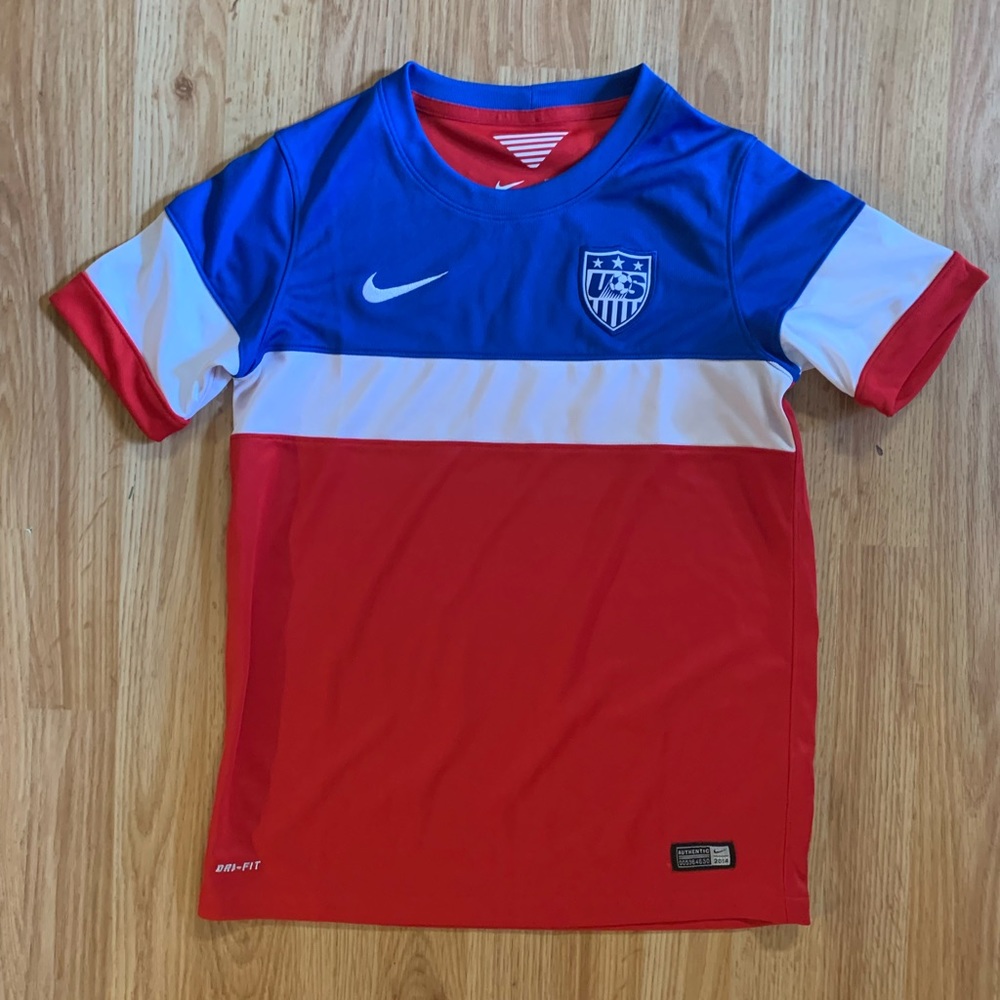 Boys US soccer Jersey Large